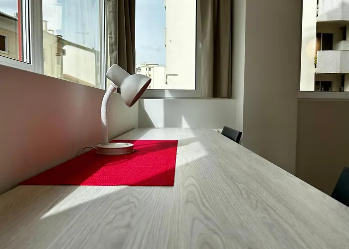 Luxury Urban Oasis In Center Of Appartement