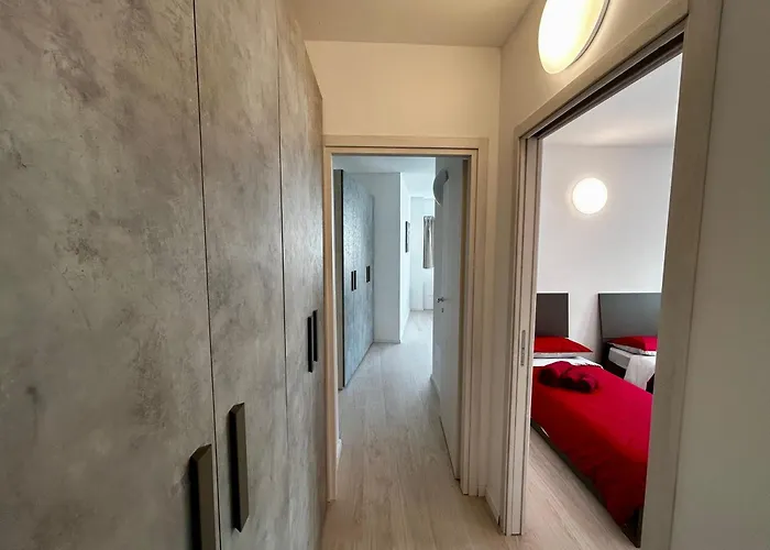 Luxury Urban Oasis In Center Of *